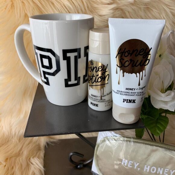 Pink By Victoria’s Secret Mug Set - Picture 11 of 16